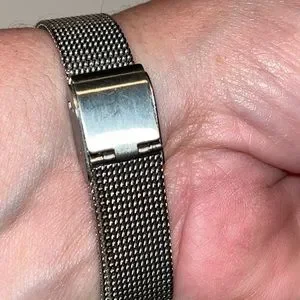 Vintage Jan Leslie bubble glass watch Jan Leslie | Accessories | Vintage Jan Leslie Quartz Watch  main image 4